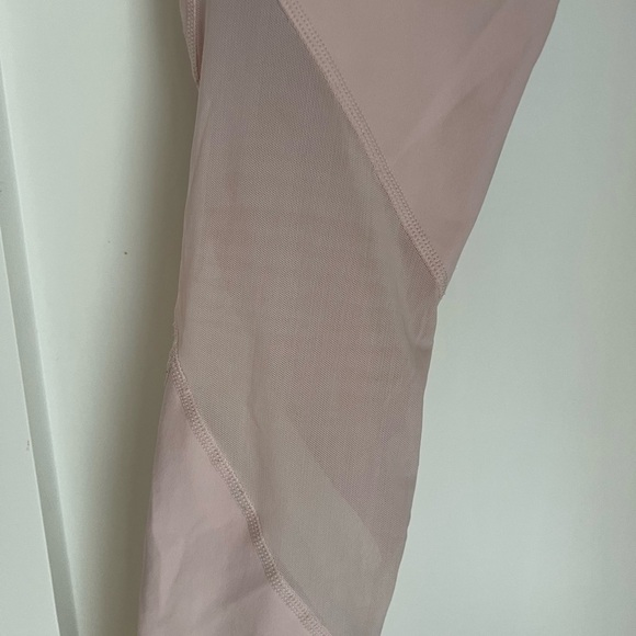 Athleta Ballerina Pink Eclipse Tight in size XS - Picture 6 of 10